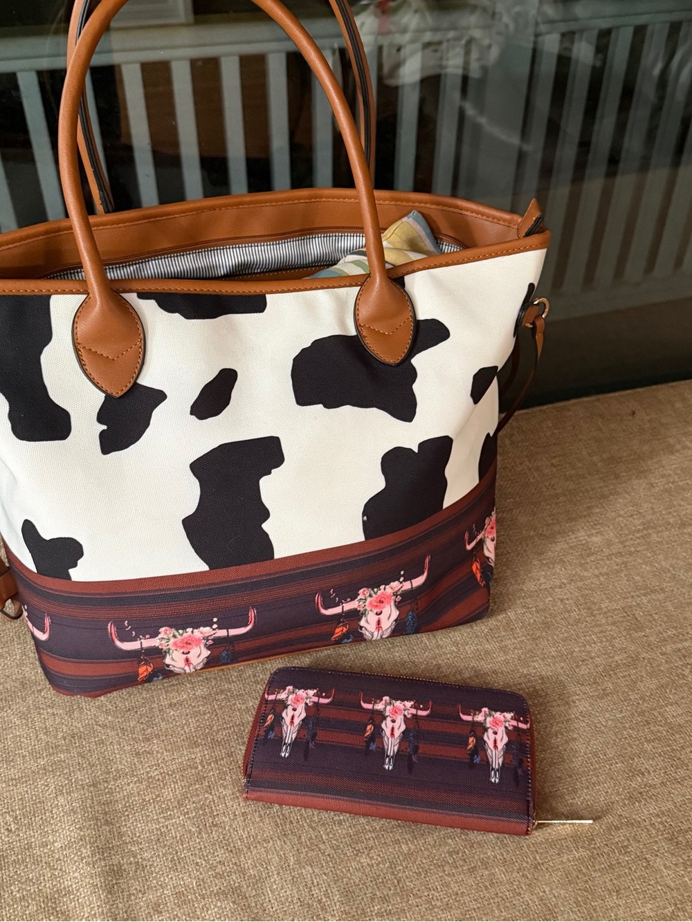 2 piece set Cow -Print Canvas Tote with Floral Longhorn Stripe & matching wallet - Picture 2 of 14